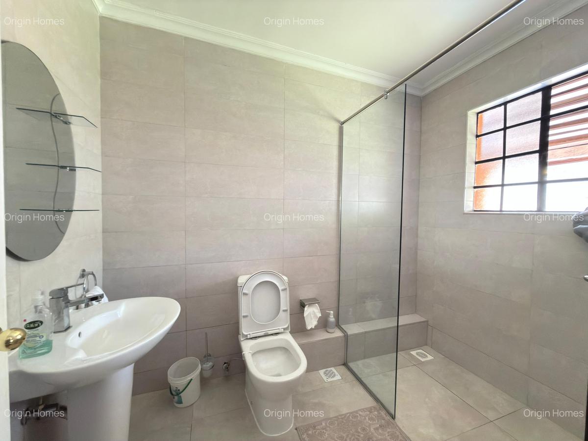 4 Bed House with En Suite in Kitisuru - 13