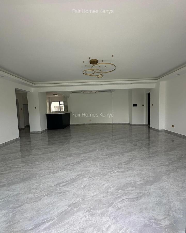 4 Bed Apartment with En Suite at Valley Arcade - 13