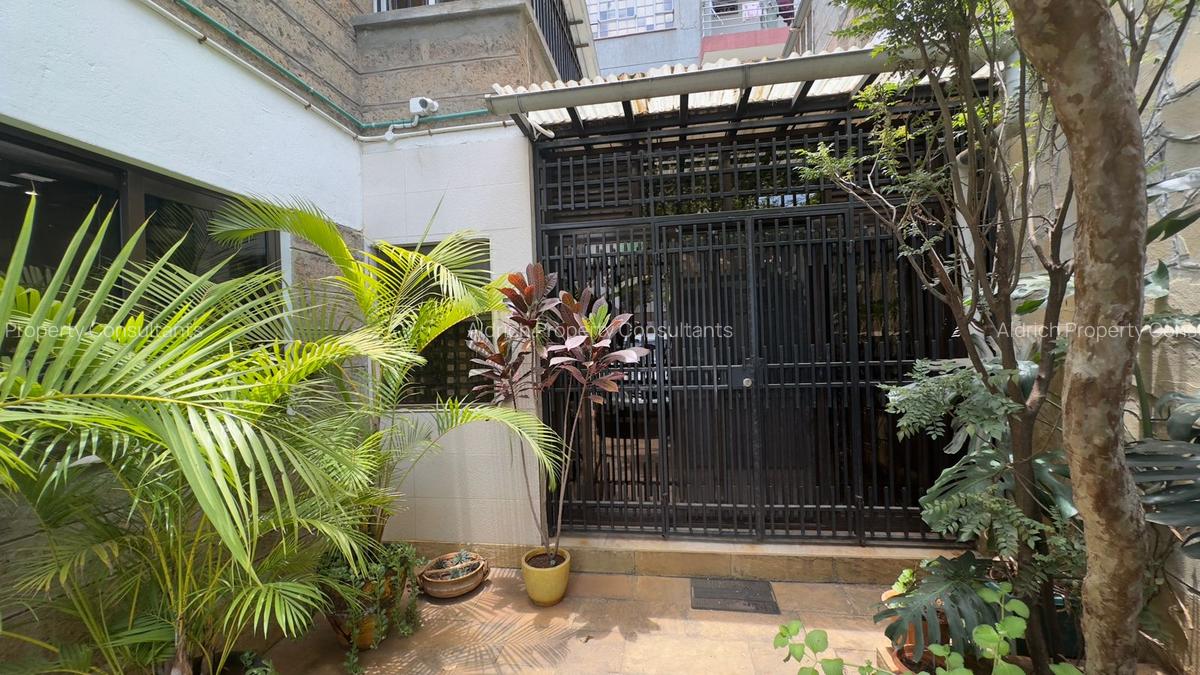 4 Bed Townhouse with En Suite in Parklands - 4