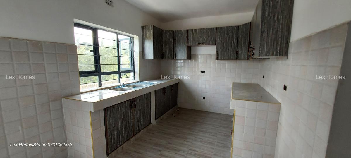 4 Bed House with En Suite at Rimpa - 6