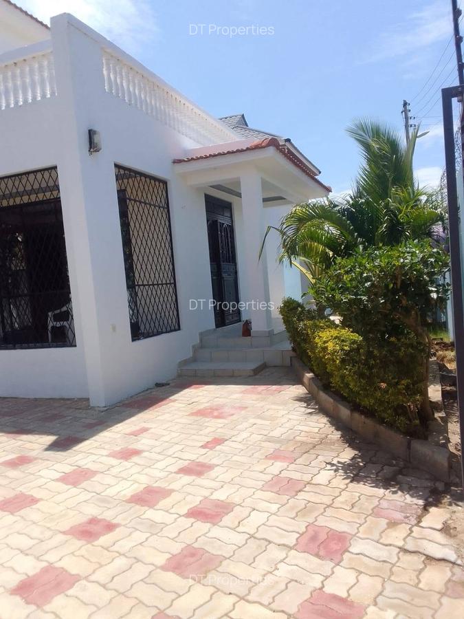 4 Bed House with Garden at Utange - 2