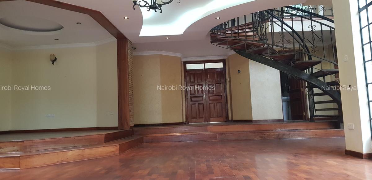 4 Bed Townhouse with En Suite at Runda Evergreen - 13