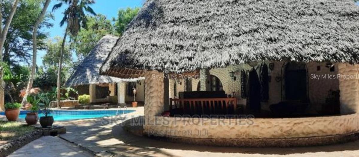 3 Bed Villa with En Suite at La-Marina Mtwapa - 7