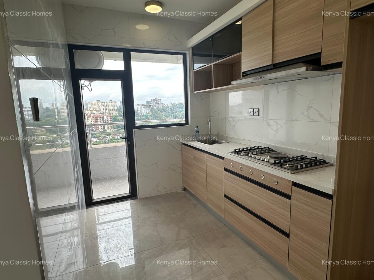 2 Bed Apartment with En Suite at Riverside - 5