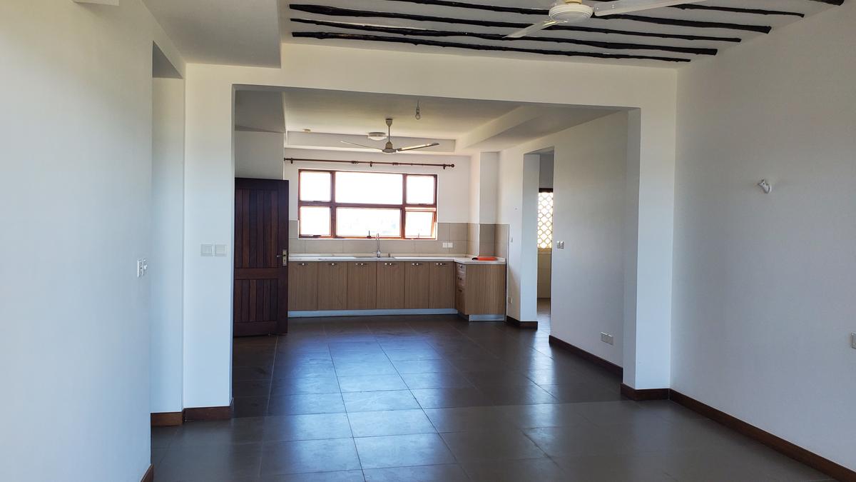 Serviced 3 Bed Apartment with En Suite at Kikambala Rd - 7