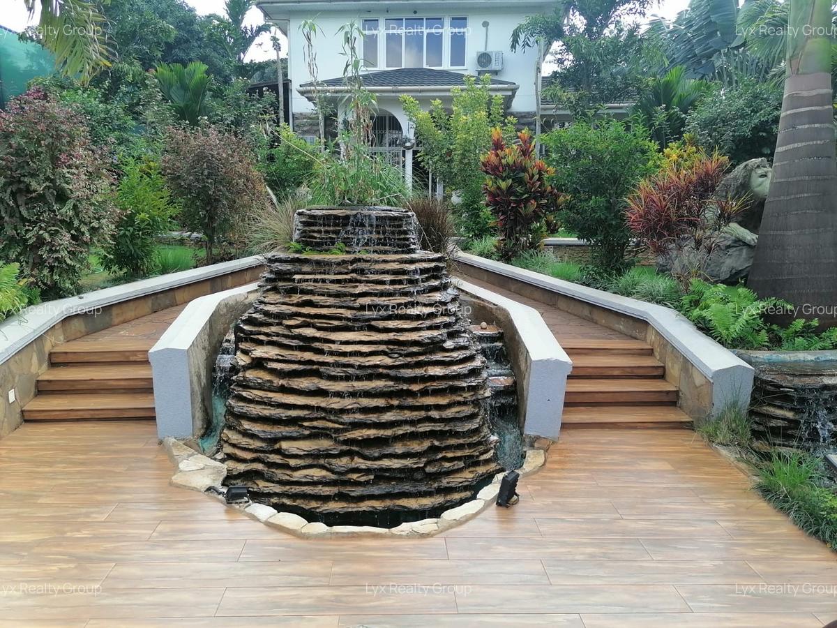 5 Bed Villa with En Suite in Runda - 14