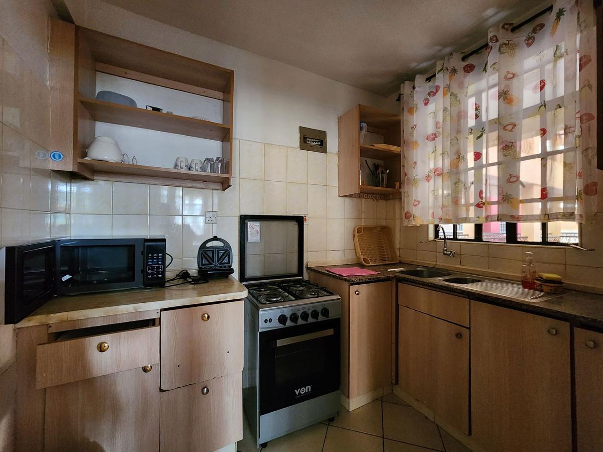 2 Bed Apartment with En Suite in Kiambu Road - 4