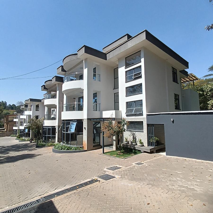 5 Bed Townhouse with En Suite in Lavington