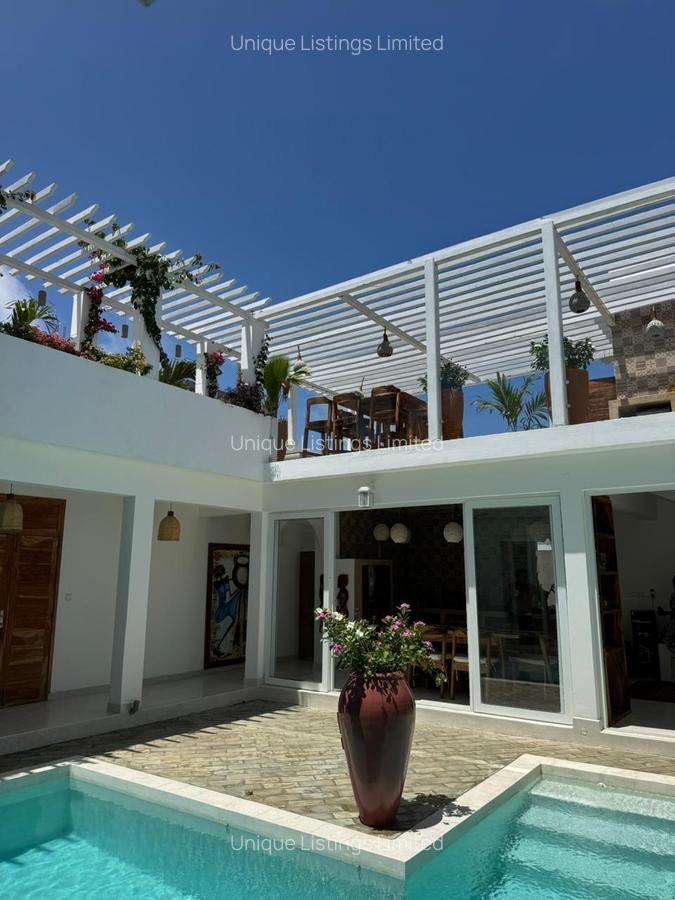3 Bed Villa with En Suite in Watamu - 3