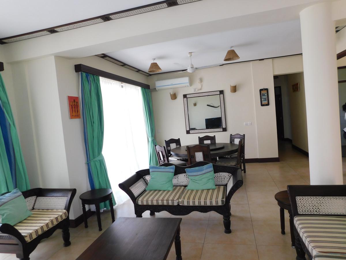 Furnished 2 Bed Apartment with En Suite in Nyali Area - 17