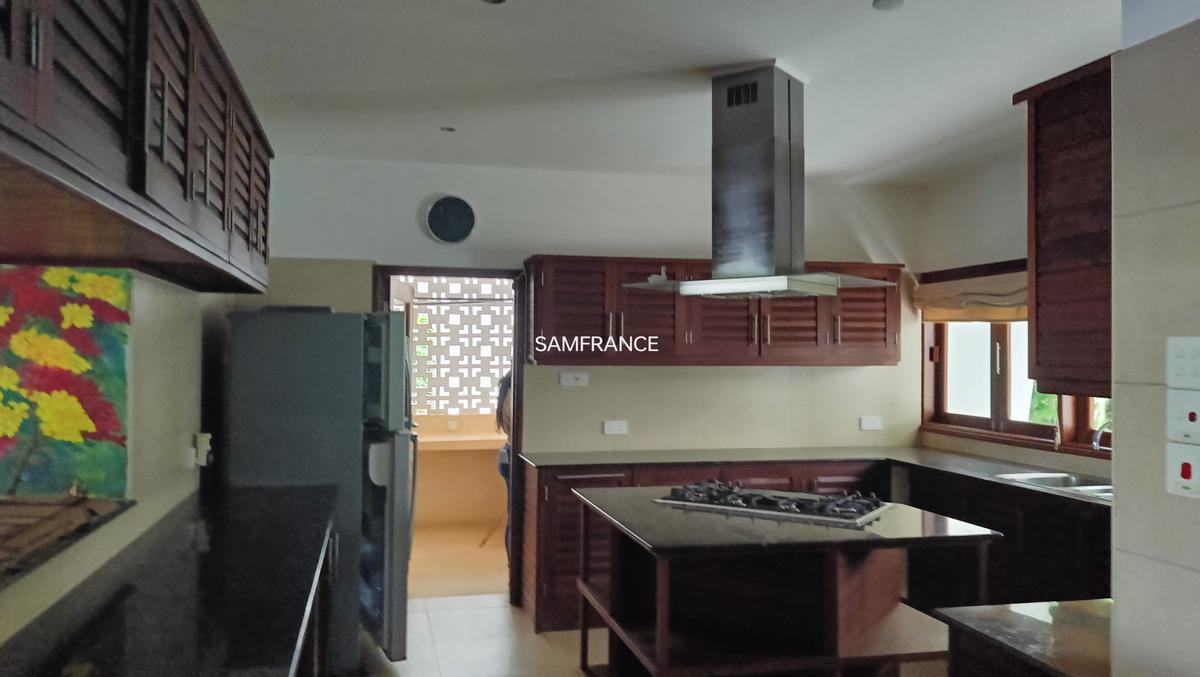 Serviced 3 Bed Apartment with En Suite at Cement Road - 11