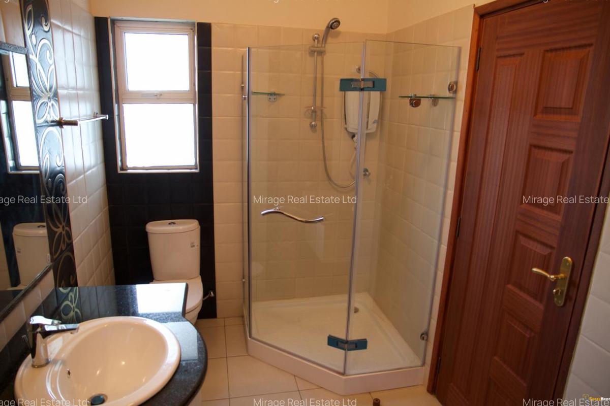 3 Bed Apartment with En Suite in Rhapta Road - 3