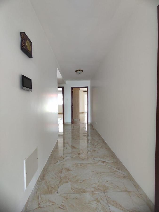 3 Bed Apartment with En Suite in General Mathenge - 5