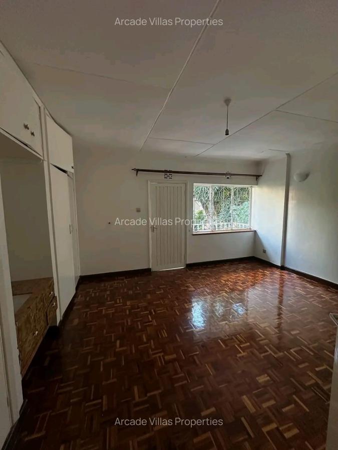 4 Bed Townhouse with En Suite in Kilimani - 9