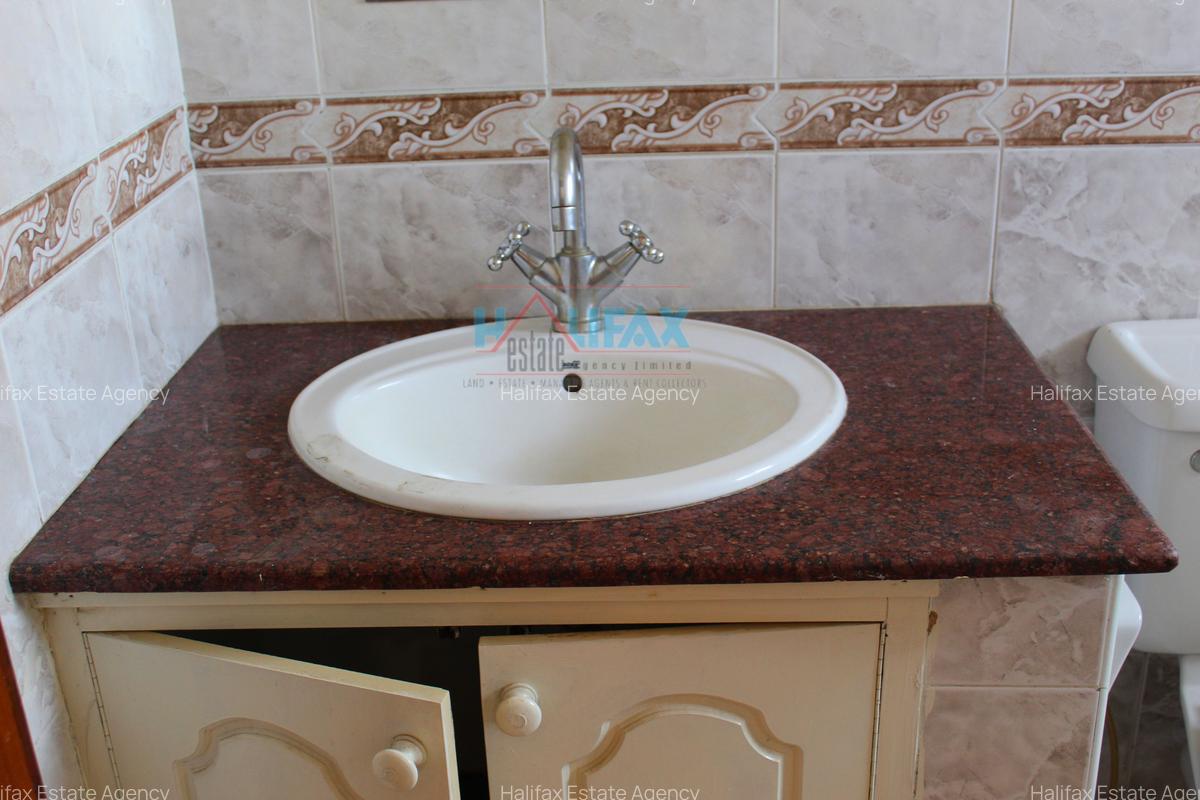 3 Bed Apartment with Borehole at Mogotio Rd - 9