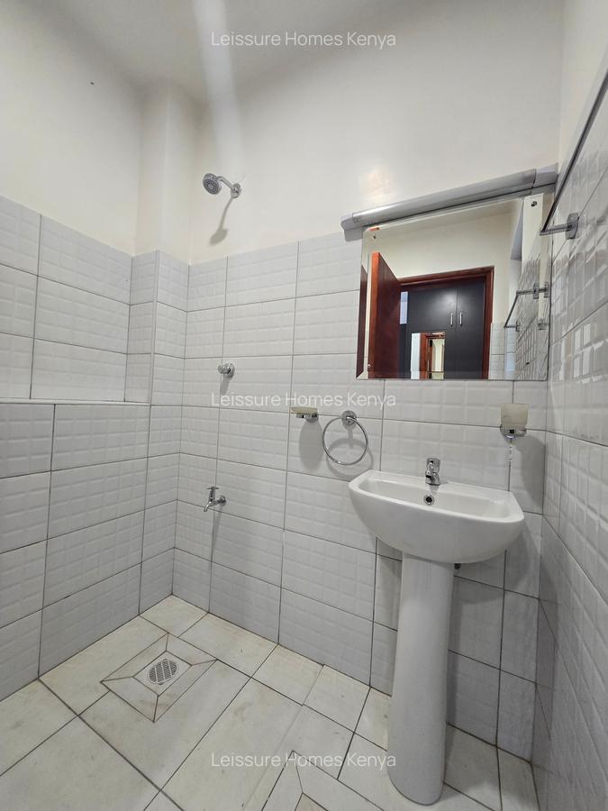 Studio Apartment with Swimming Pool at Bellevue - 8