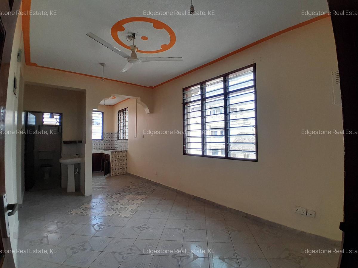 2 Bed Apartment with Borehole in Mtwapa - 10