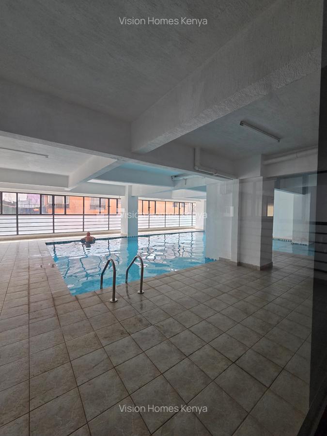 2 Bed Apartment with En Suite in Lavington - 12