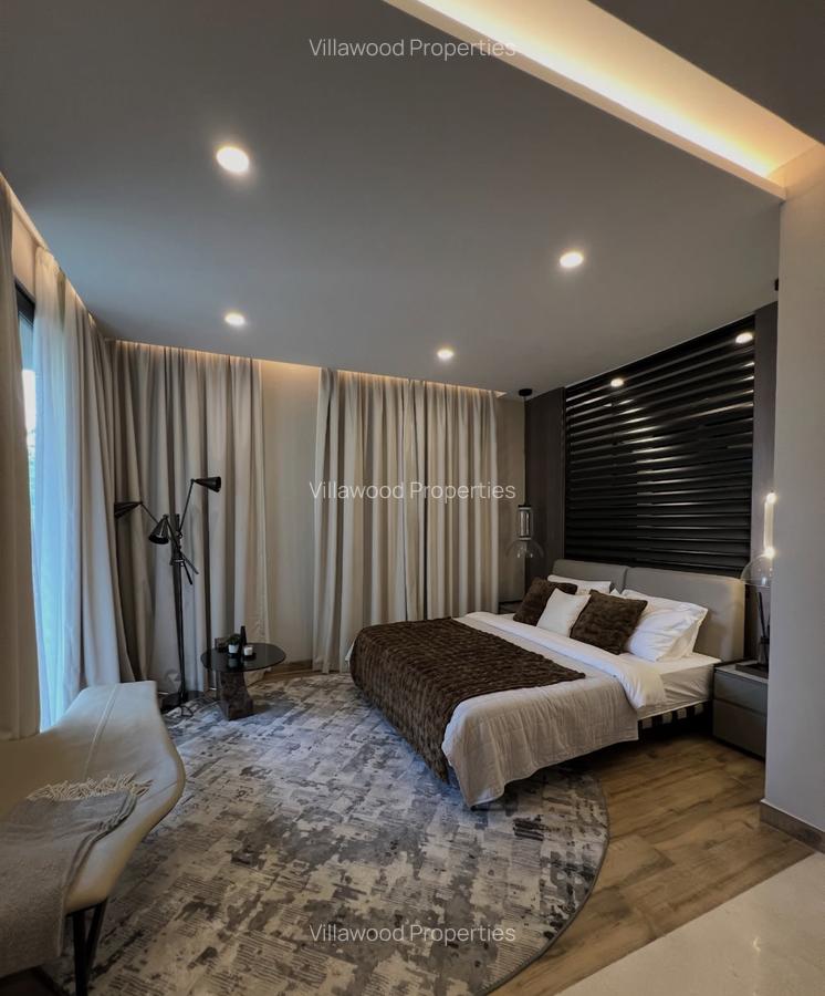 4 Bed Villa with En Suite in Westlands Area - 7