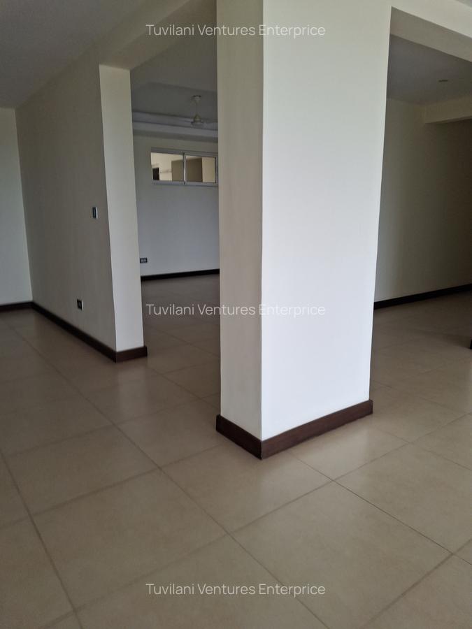 Serviced 2 Bed Apartment with En Suite at Nyali Mombasa - 4
