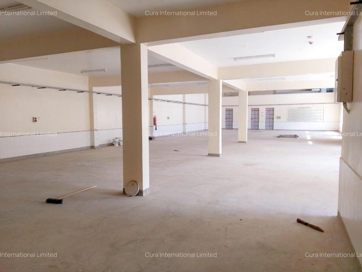 11,000 ft² Warehouse with Parking in Mombasa Road - 5