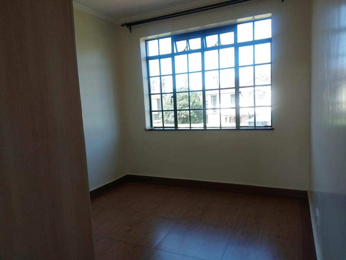 3 Bed Townhouse with En Suite in Kiambu Road - 14