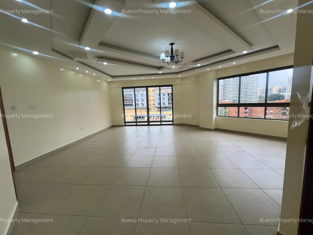 2 Bed Apartment with En Suite in Kilimani - 12