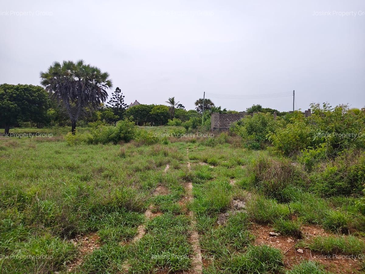 Land at Greenwood Drive - 8