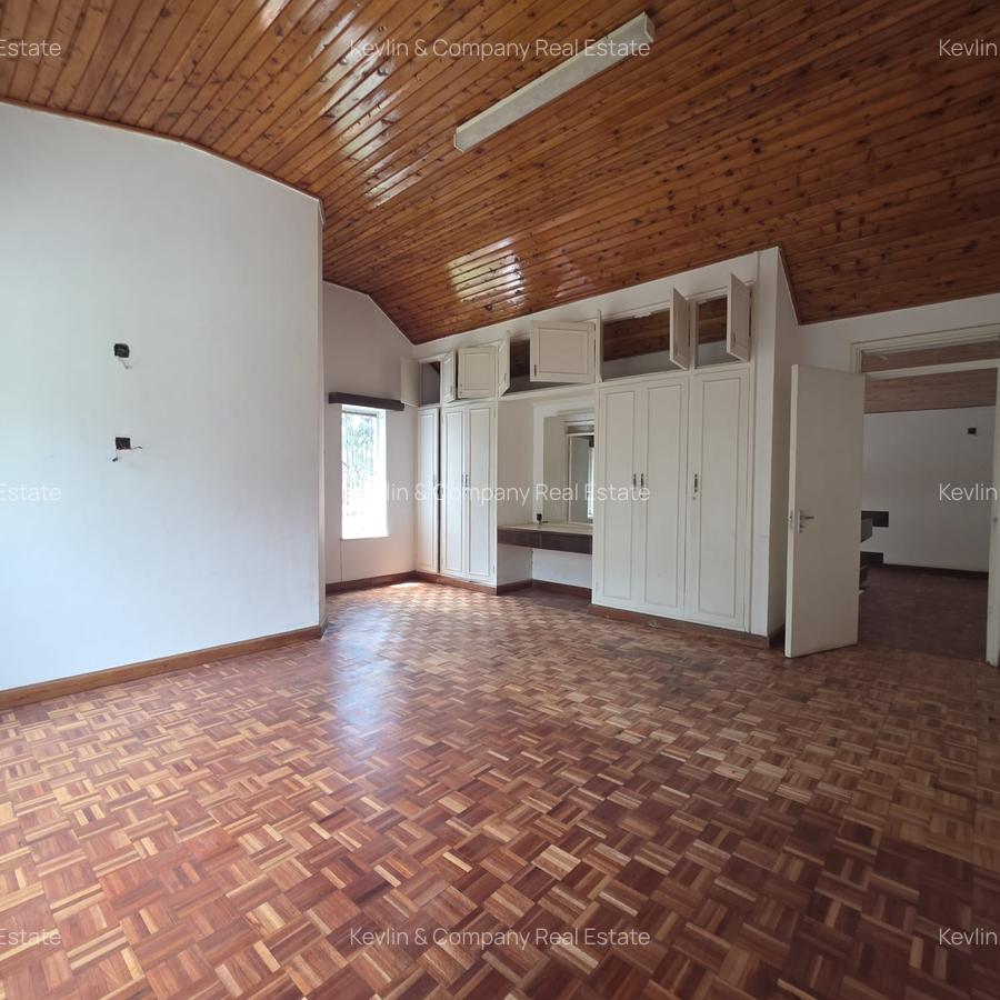 5 Bed Villa with Staff Quarters in Gigiri - 13