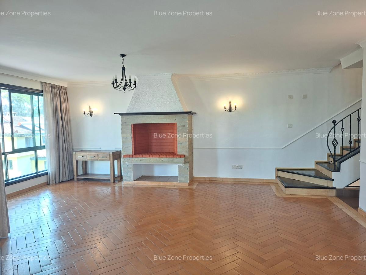 3 Bed Townhouse with En Suite at Off Grevillea Grove - 9