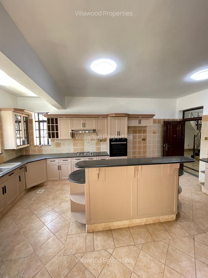 5 Bed Villa with Staff Quarters in Lavington - 12