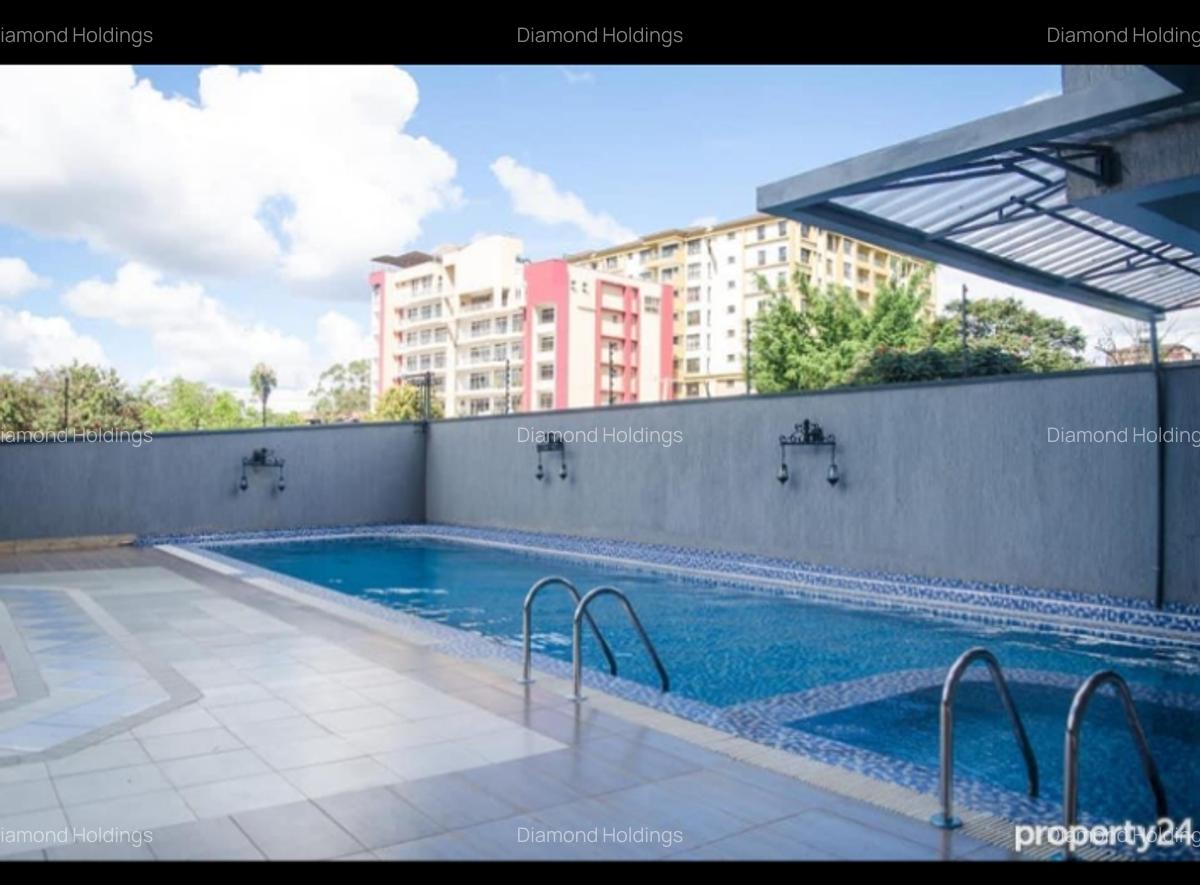 3 Bed Apartment with En Suite at Parklands - 8