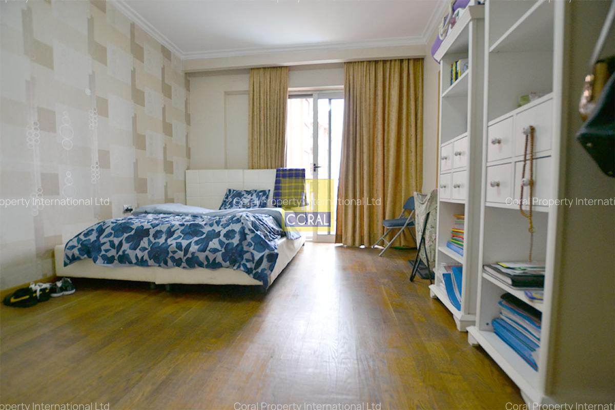 3 Bed Apartment with Swimming Pool in Kileleshwa - 9