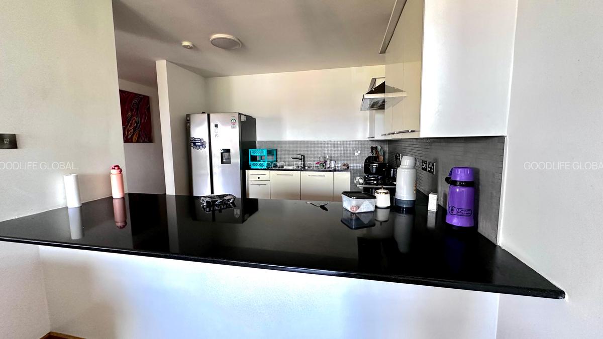 3 Bed Apartment with En Suite at Garden City Mall - 10