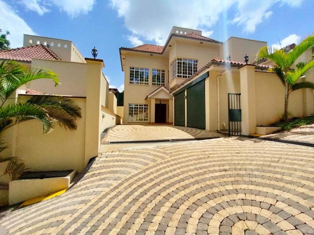 4 Bed Townhouse with En Suite at Kyuna Rise - 1