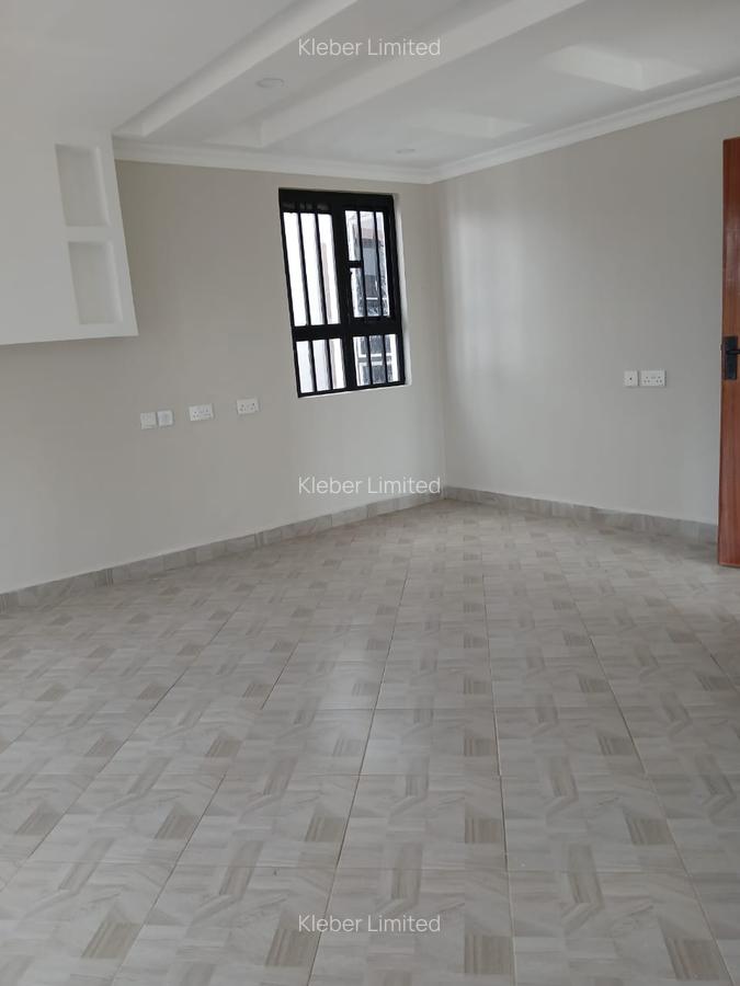 4 Bed House with En Suite in Ruiru - 9