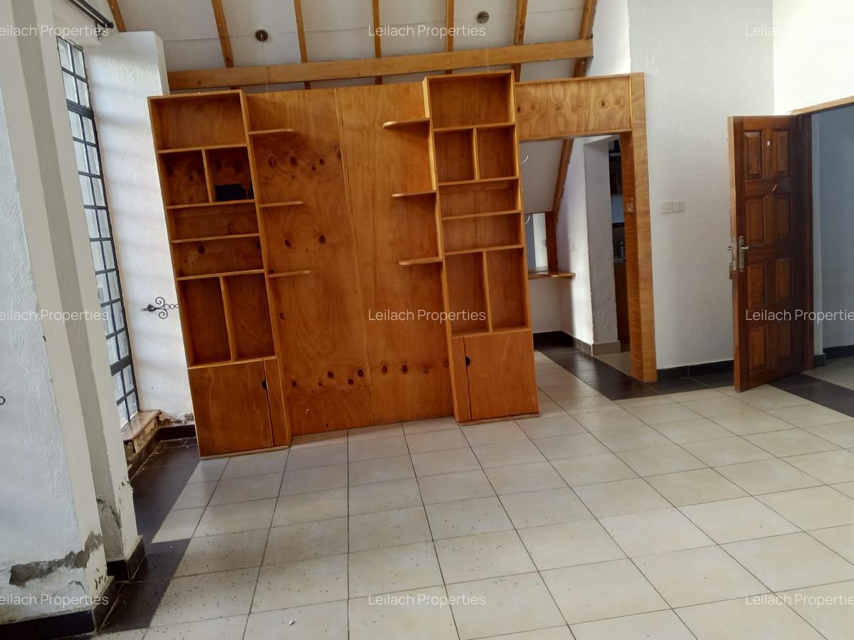 5 Bed House with En Suite in Ongata Rongai - 13