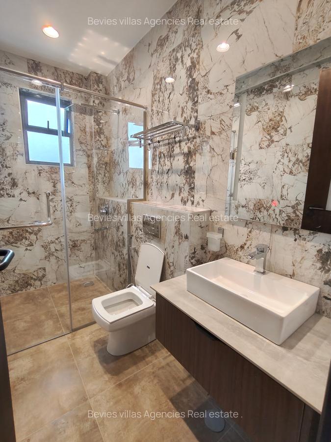 2 Bed Apartment with En Suite at Brookside - 11