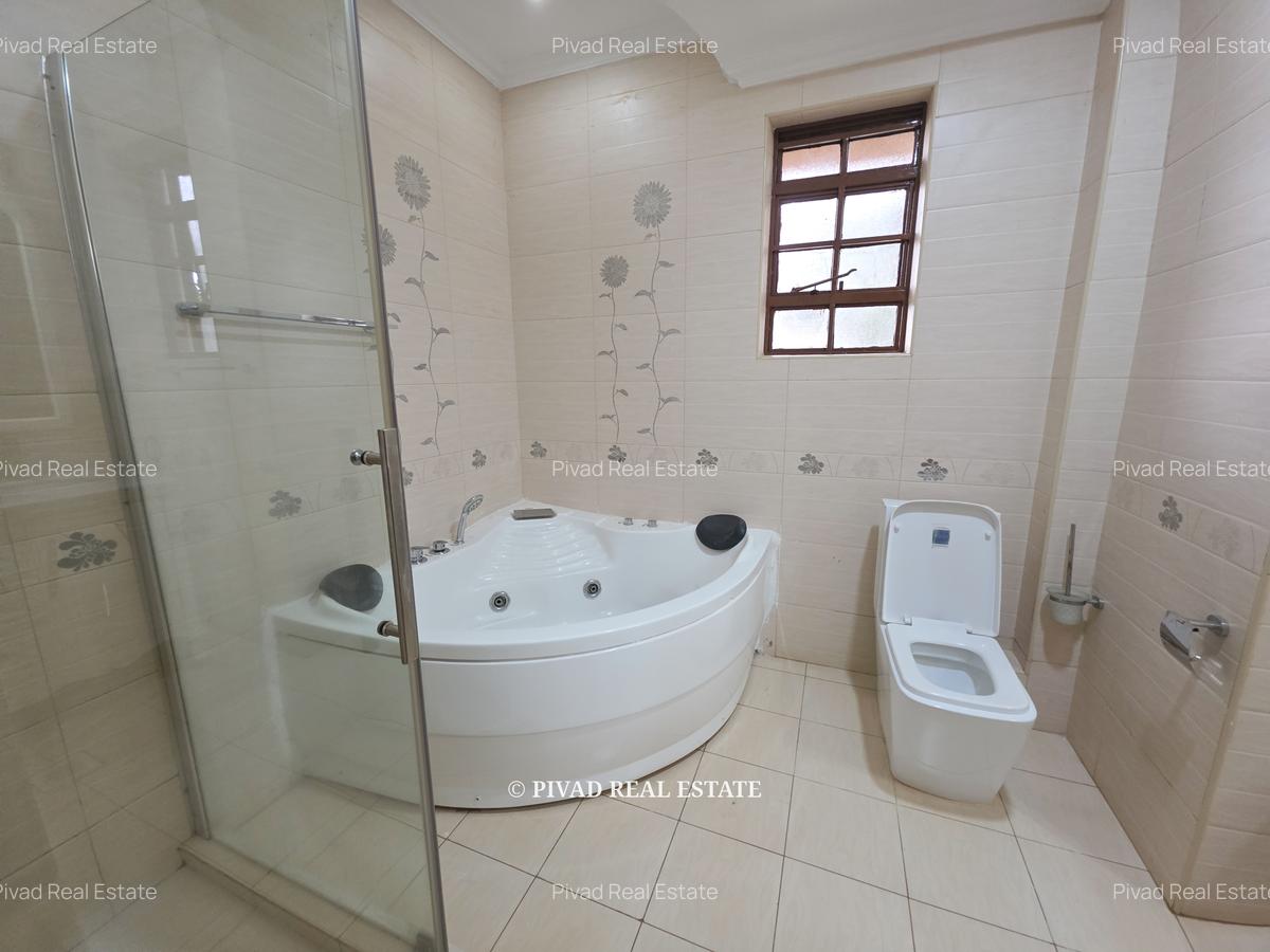 5 Bed House with Swimming Pool in Runda - 15