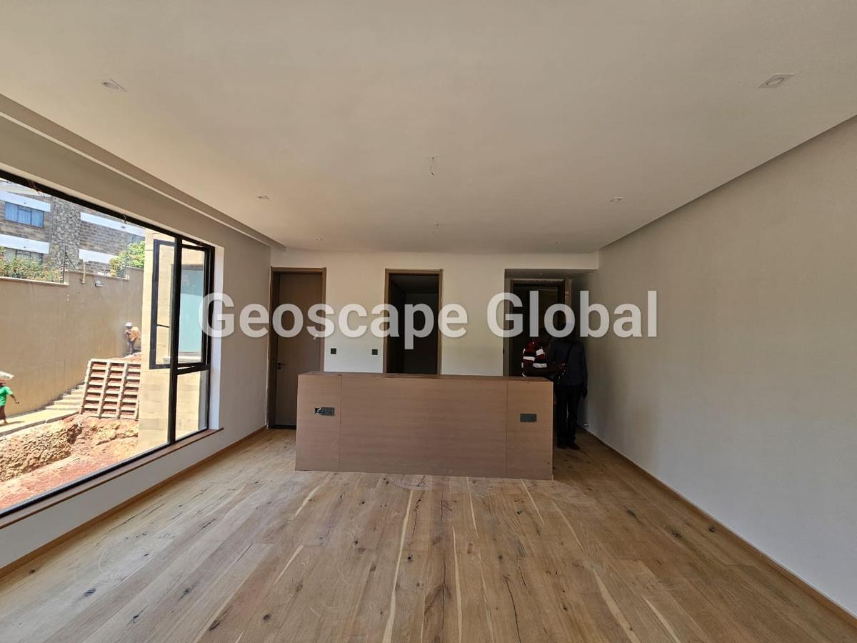 5 Bed House with En Suite in Kitisuru - 18
