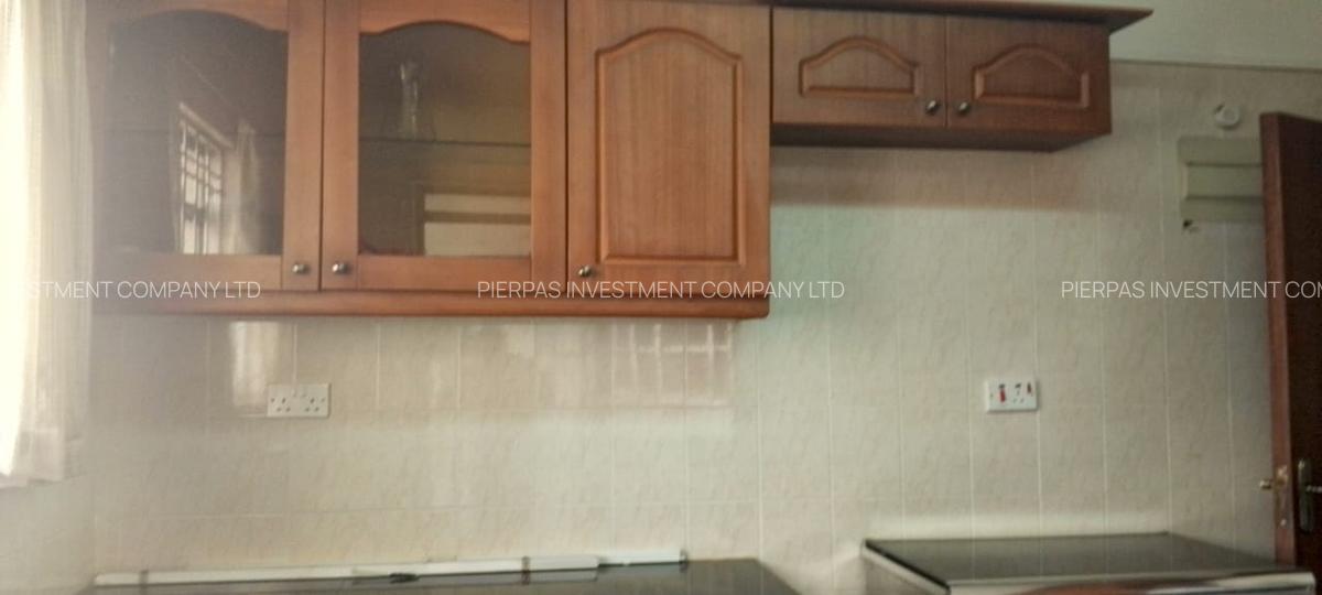 Serviced 4 Bed Apartment with En Suite in Riverside - 11