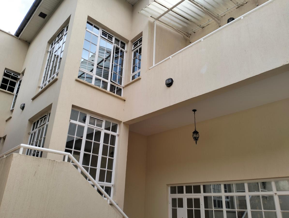 4 Bed Townhouse with En Suite in Kyuna - 6