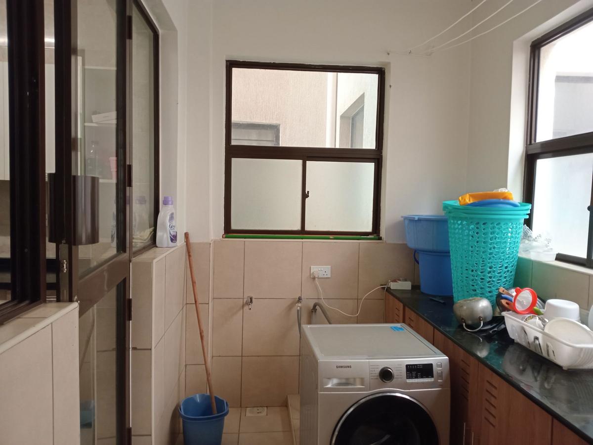3 Bed Apartment with En Suite in General Mathenge - 18