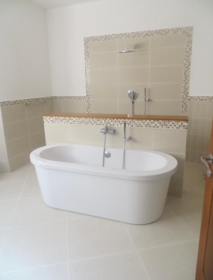 3 Bed Apartment with En Suite at Baobab Road - 6