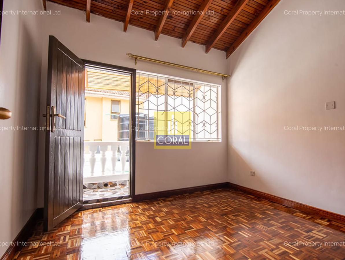 4 Bed Townhouse in Lavington - 10