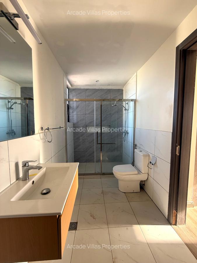 4 Bed Apartment with En Suite in Kileleshwa - 13