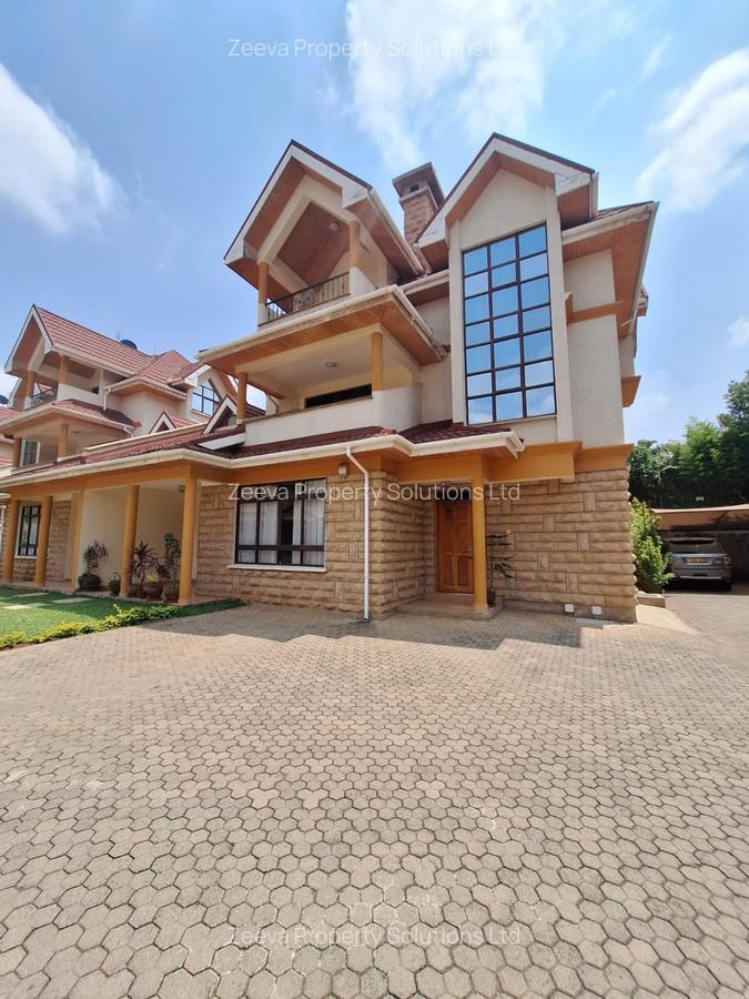 4 Bed Townhouse with En Suite in Lavington - 1