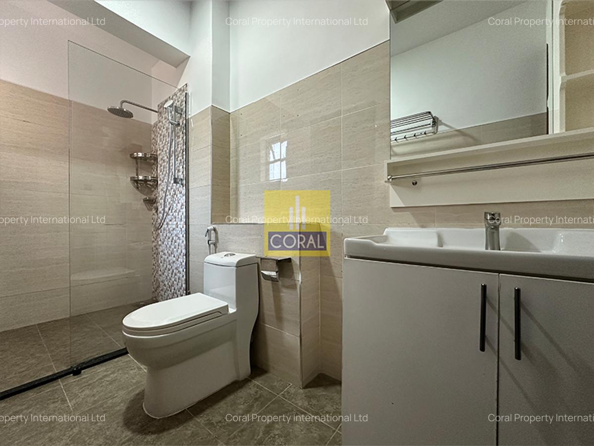 4 Bed Apartment with Swimming Pool in General Mathenge - 7