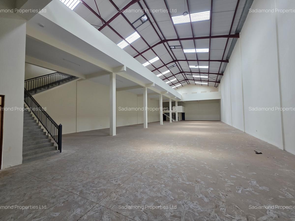7,530 ft² Warehouse with Parking at Babadogo - 2