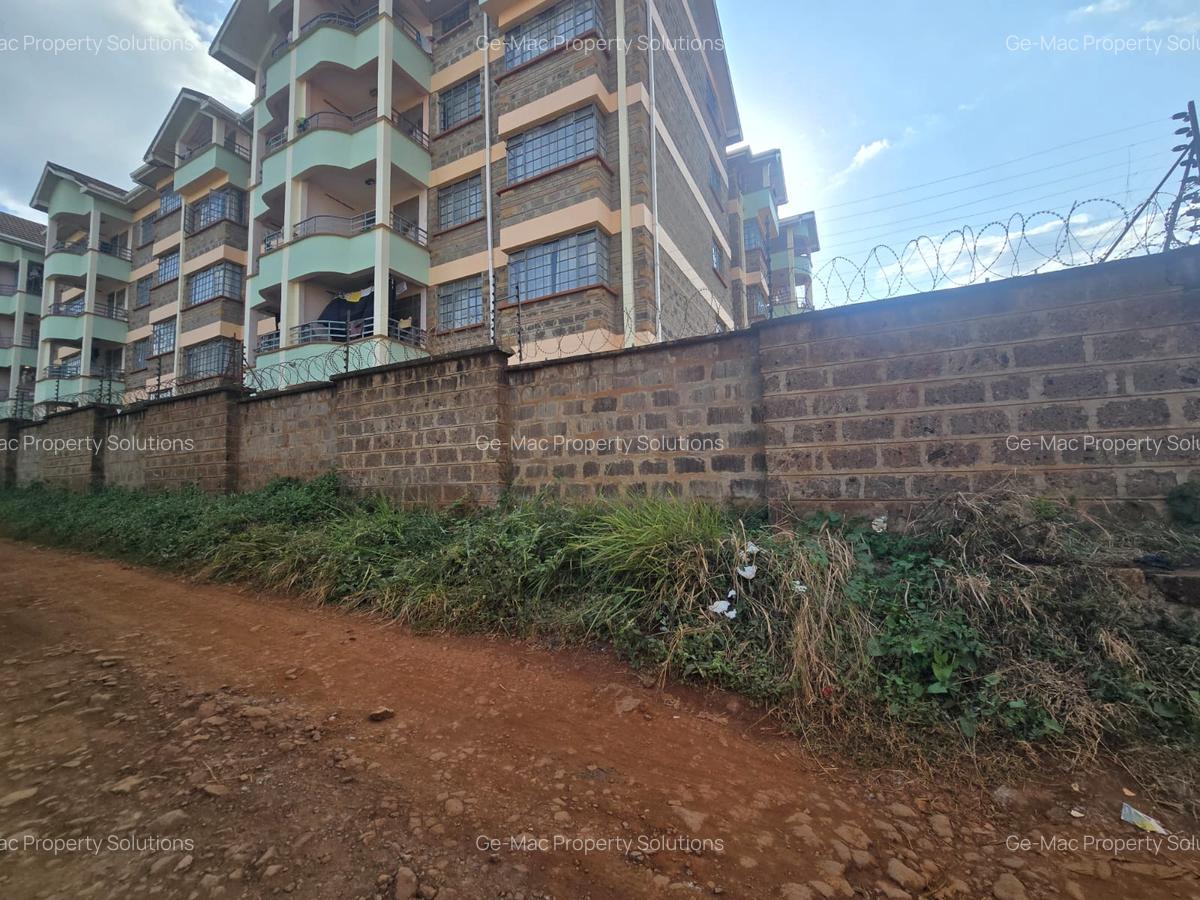 0.75 ft² Commercial Land at Thindigua - 5